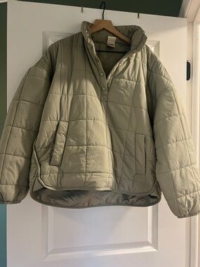 Avalanche Light Sage Puffer Jacket